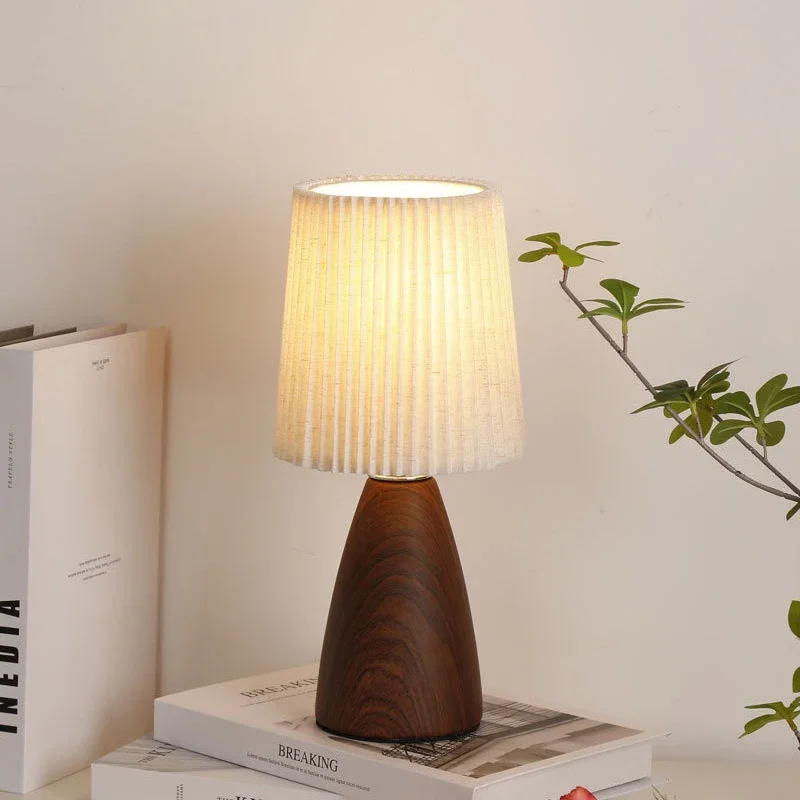 Nordic LED Table Lamp Bedroom  - Desk Setup White incelemesi ve fiyatı