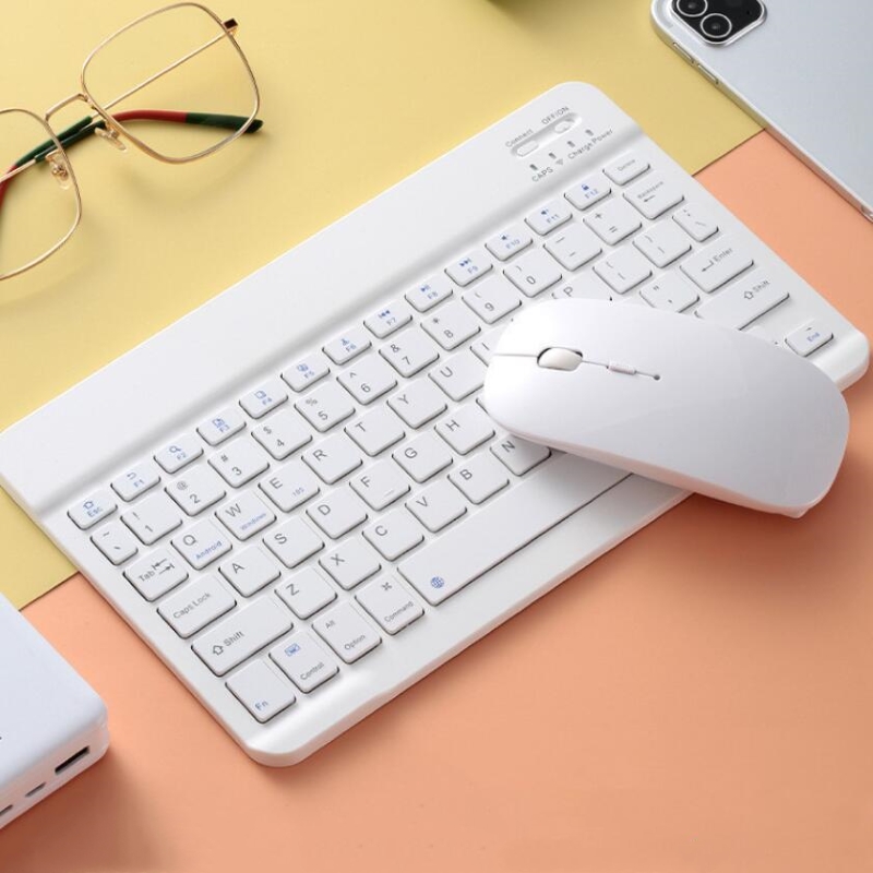 Ultra-Slim Bluetooth Keyboard  - Desk Setup Ipad incelemesi ve fiyatı