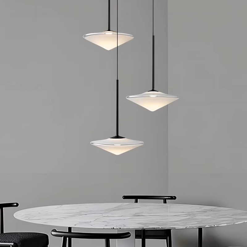 Modern Flying Saucer Glass Pen - Desk Setup White incelemesi ve fiyatı