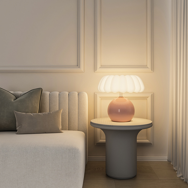 Cream Style Bedside Table Lamp - Desk Setup White incelemesi ve fiyatı