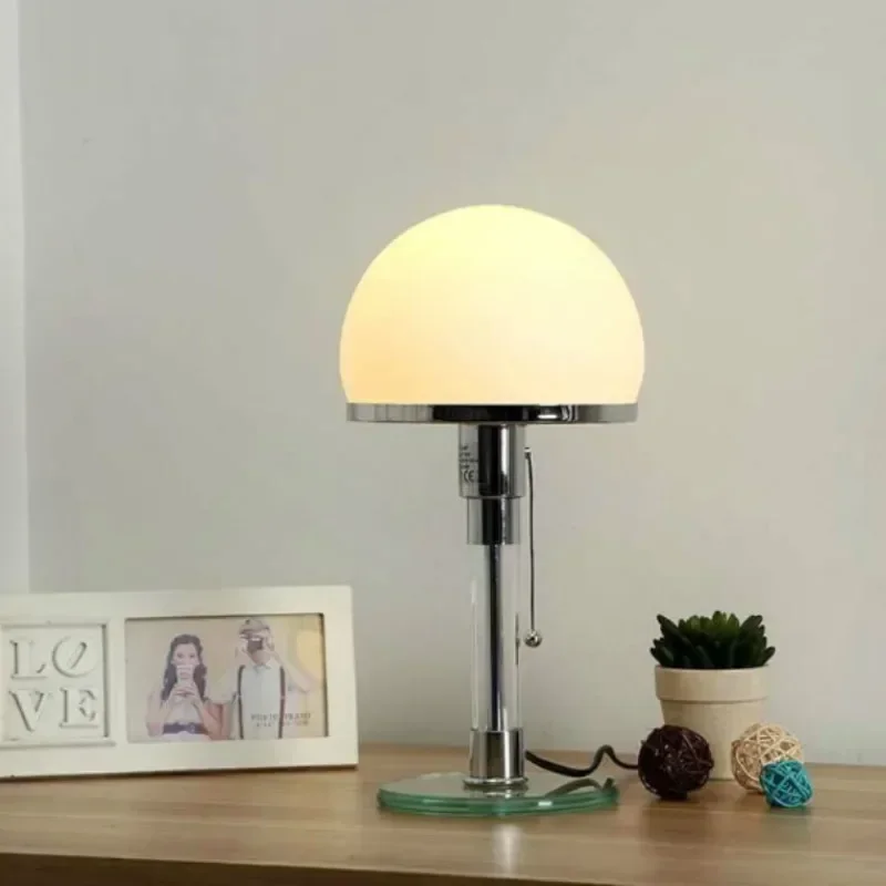 White Table Lamp Danish Design - Desk Setup White incelemesi ve fiyatı